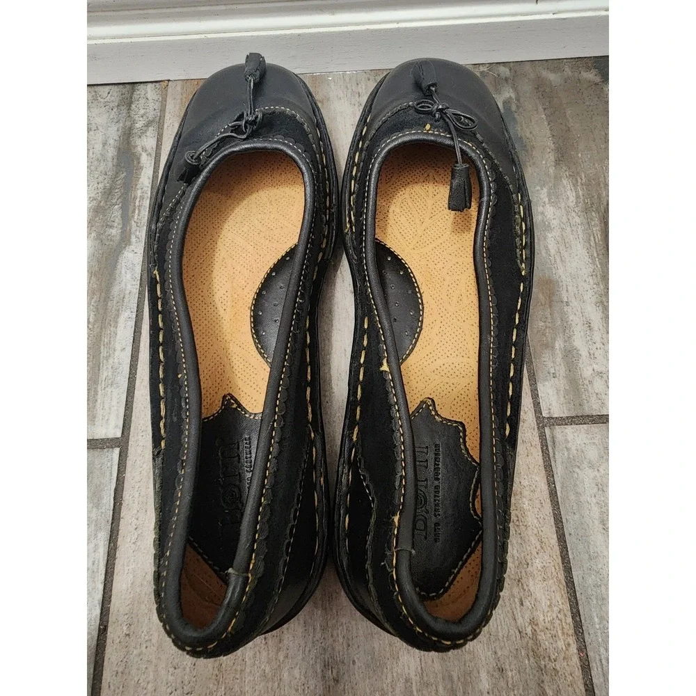 Born Mindy Slip On Comfort Loafer Black Leather Buckle Witchy  Flats Size 6.5M